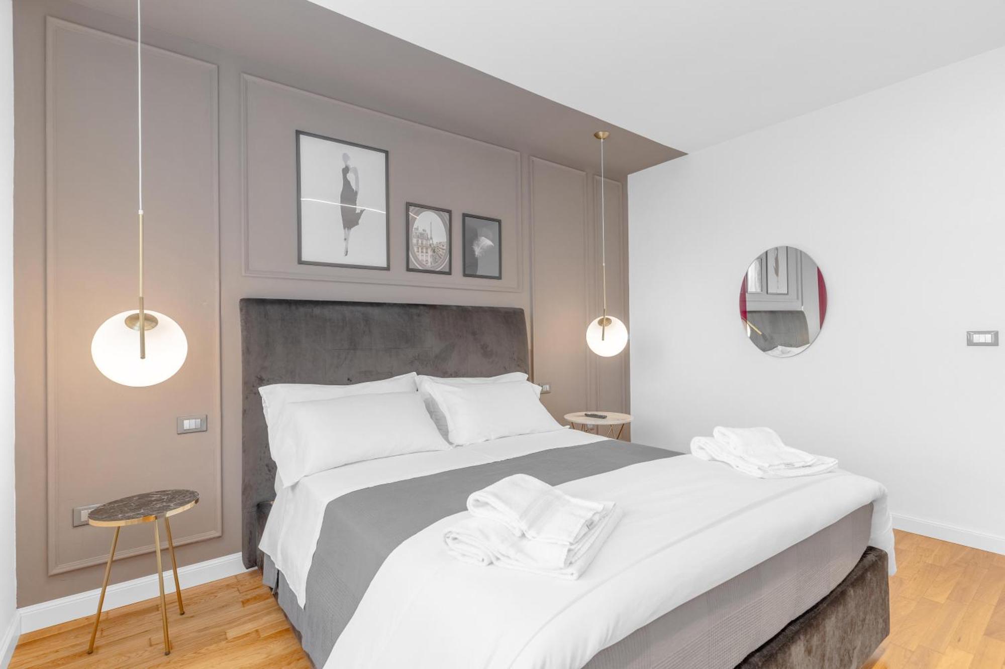 -Free Pool And Parking- Garda House Apartments Кастельнуово-дель-Гарда Екстер'єр фото