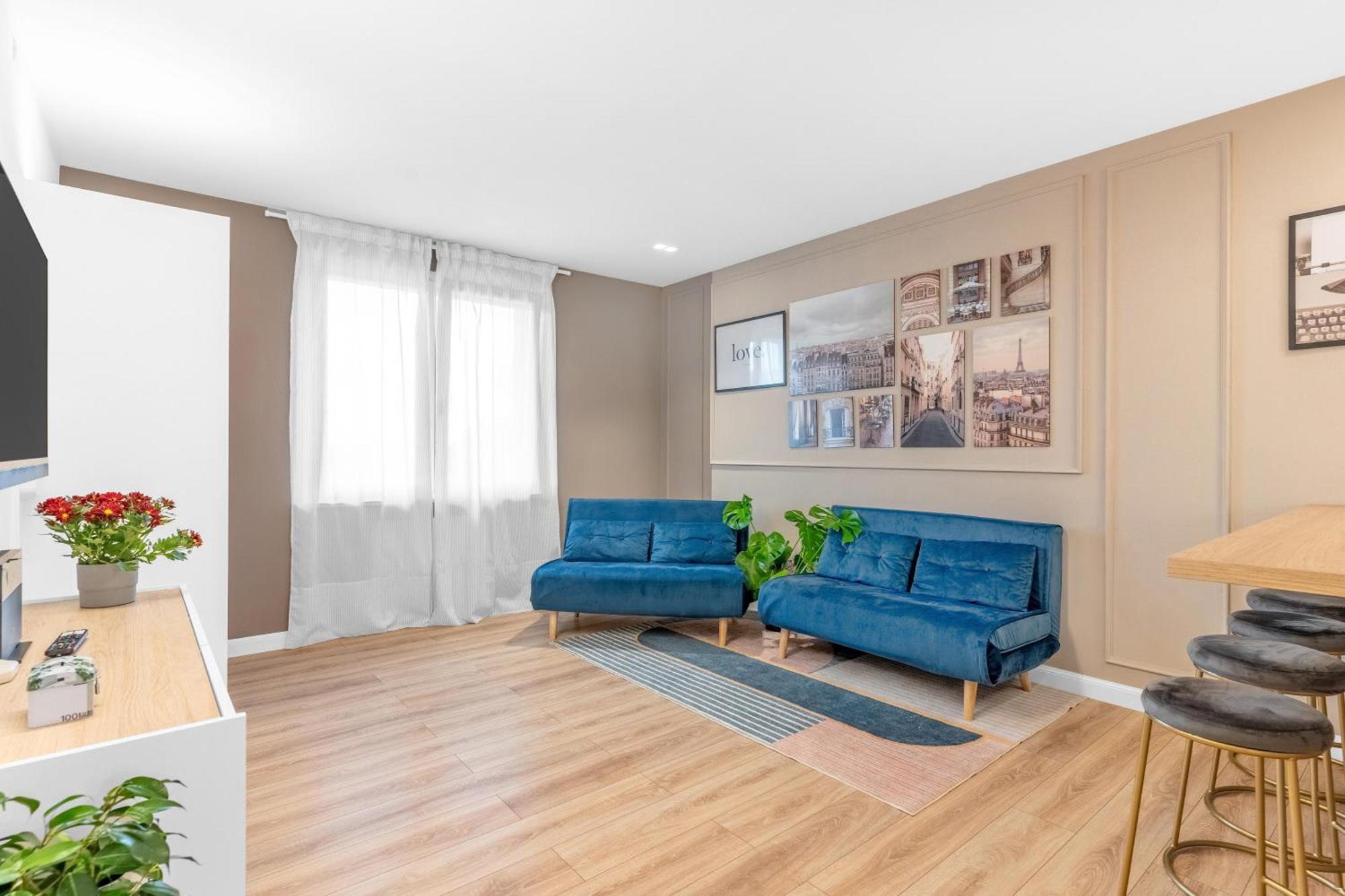 -Free Pool And Parking- Garda House Apartments Кастельнуово-дель-Гарда Екстер'єр фото